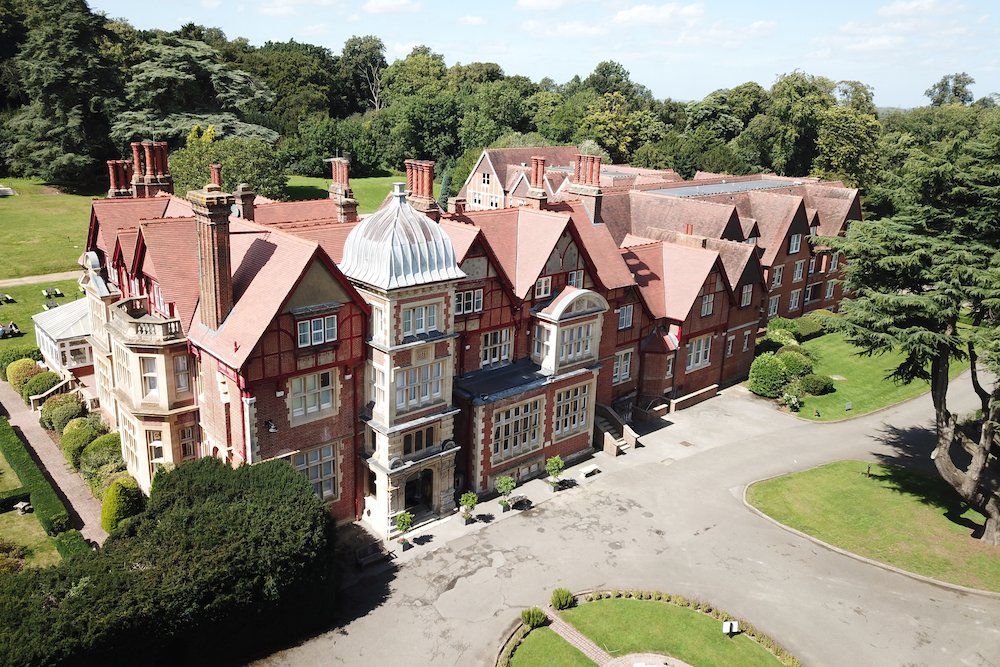 Pendley Manor Wedding Show